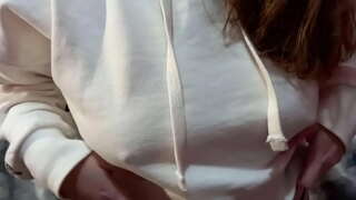 Обобщение на сестра получава оргазми, докато ме чука