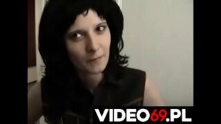 البولندية الجنس الفيديو الأمين يعطي اللسان في الفندق