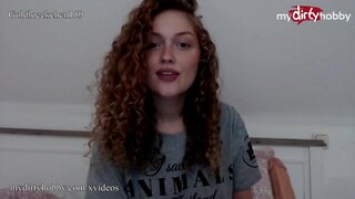 Hot Däitsch amateur babe gebraucht en Fetten dildo ze dehnen Si Hir enker pussy an stöhnt no, bis Si cums