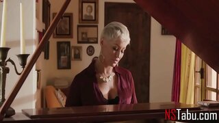 ���ਰਤ ਨੂੰ ਘਰ ਵਿੱਚ ਖੇਡਣ, ਜਦ ਪਤੀ ਨੂੰ ਦੂਰ - ਰਿਆਨ Keely, Gina Valentina