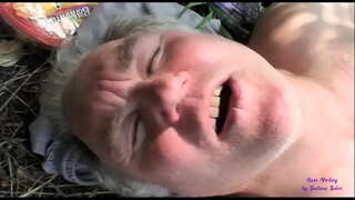 ˊ� 걸 보고 두 가지 오래 된 남자 빌어 먹 오픈 시골에서 조인